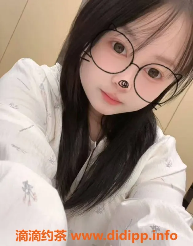 杭州楼凤-上城区思恬，700元起，视频认证，工兵优惠