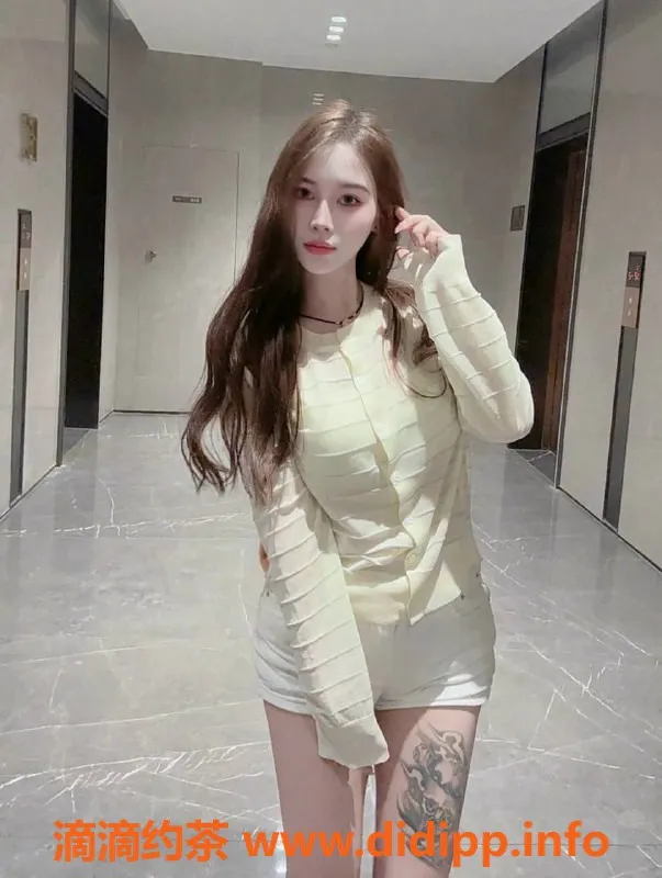 深圳上门服务-龙华大茜茜，24岁C罩杯，尽享800p服务