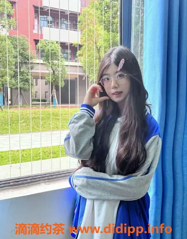 北京楼凤-朝阳区茶茶，18岁166cm C罩杯，轻松服务