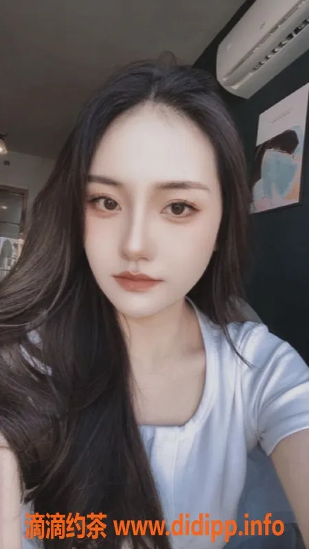 成都楼凤-25岁零依，三瓦窑御姐，颜值爆表！