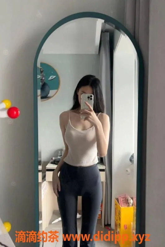 杭州楼凤-拱墅万达 糖糖，嫩妹巨乳，短开诱惑