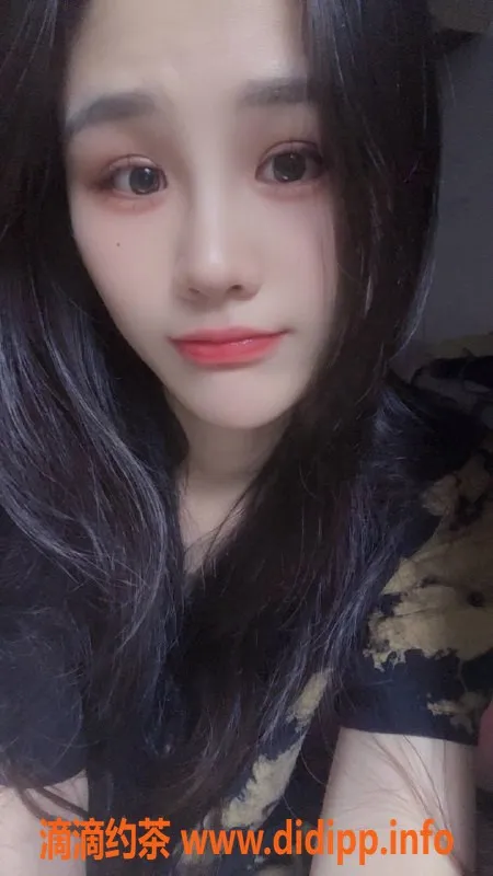 长沙楼凤资源信息,岳麓区兰宝，嫩妹大长腿，600p起