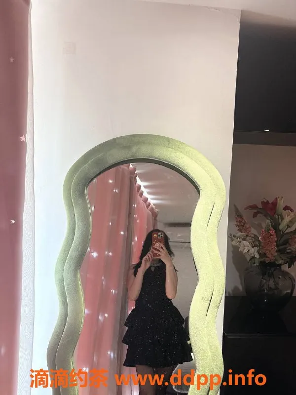 广州楼凤-越秀嫩妹刘妤淇视频验证，700元约起！