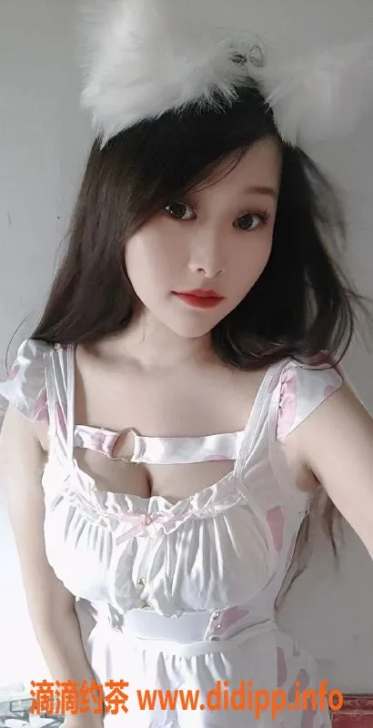 长沙楼凤-雨花区萌萌，500p服务，给你难忘体验