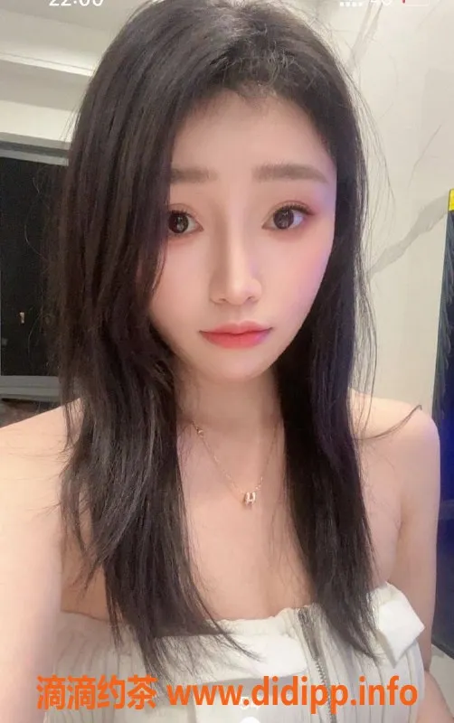 广州楼凤-广州天河小露老师，蛇吻服务800起