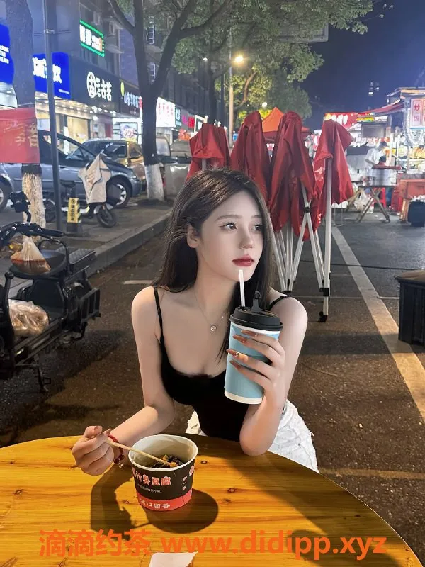 长沙楼凤资源信息,雨花区19岁小仙，激情服务仅需600p