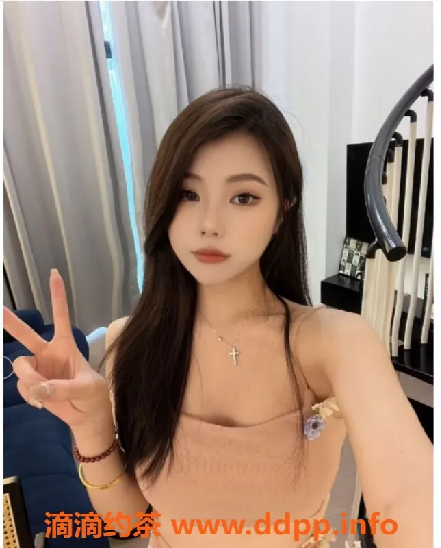 深圳楼凤-南山兼职妞妞，23岁168cm，胸围36C，服务优质