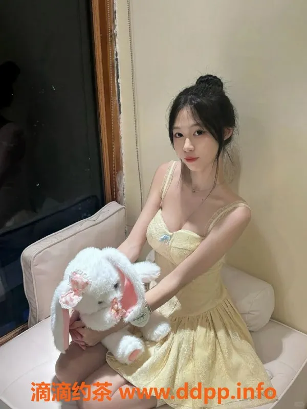 广州楼凤-白云区清纯新人璐婷，服务超赞，身高163