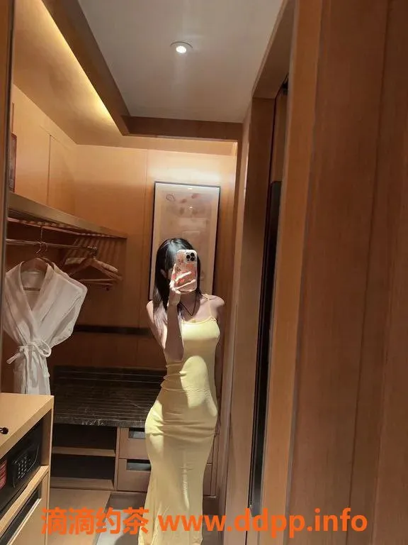 杭州楼凤-杭州嫩妹糖宝，170cm C罩杯，1200元起