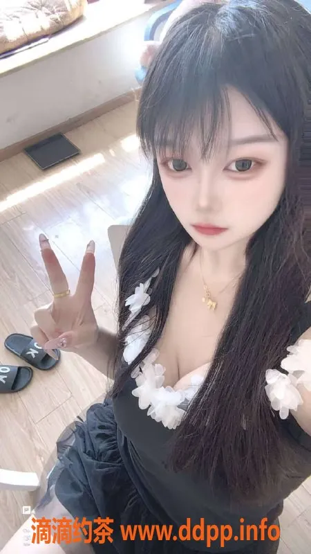 合肥楼凤-20岁涵涵，身高168cm，口吹服务，600元起