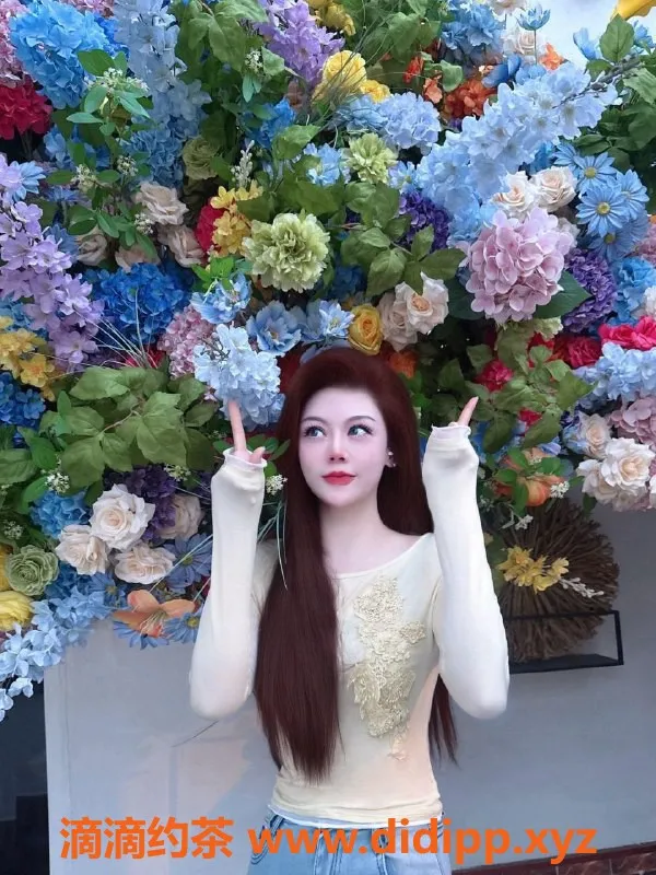 北京楼凤资源信息,朝阳双井的卷卷，170cm 36D纯御服务等你体验！