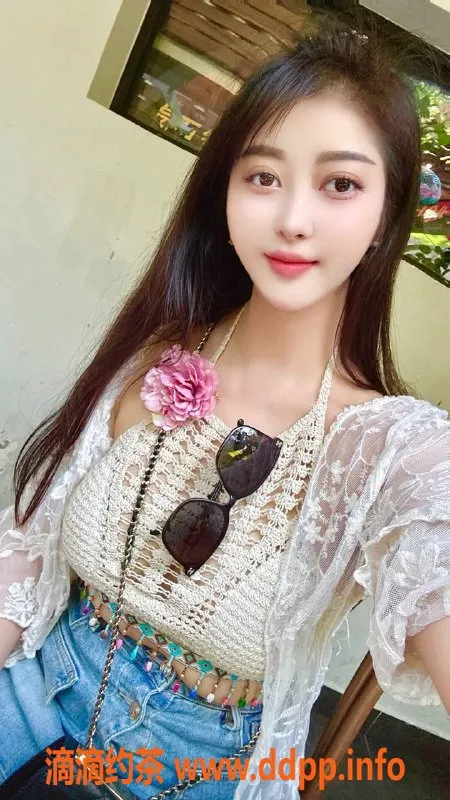 北京楼凤-朝阳双井25岁咪妮，167身高50斤胸围36E，只要1500元