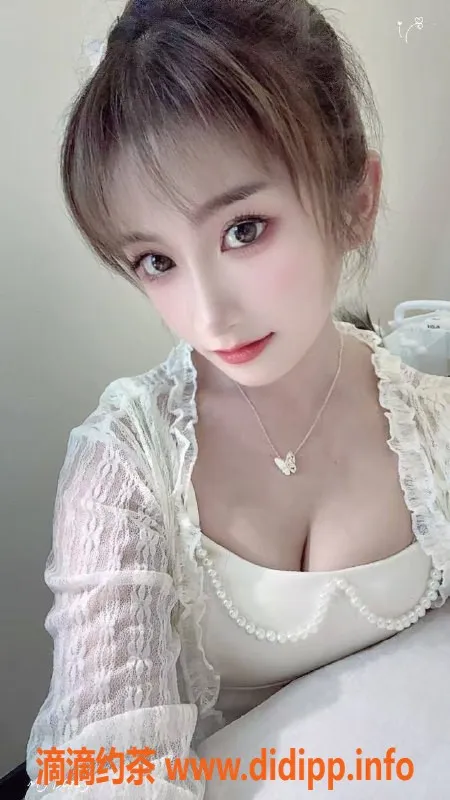 杭州楼凤-萧山萍萍，600元巨乳服务等你来体验