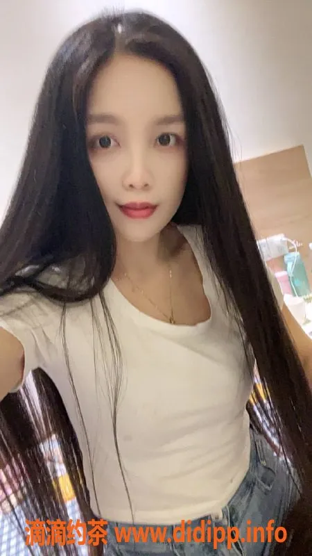 广州楼凤-白云美月视频验证，400元超值体验