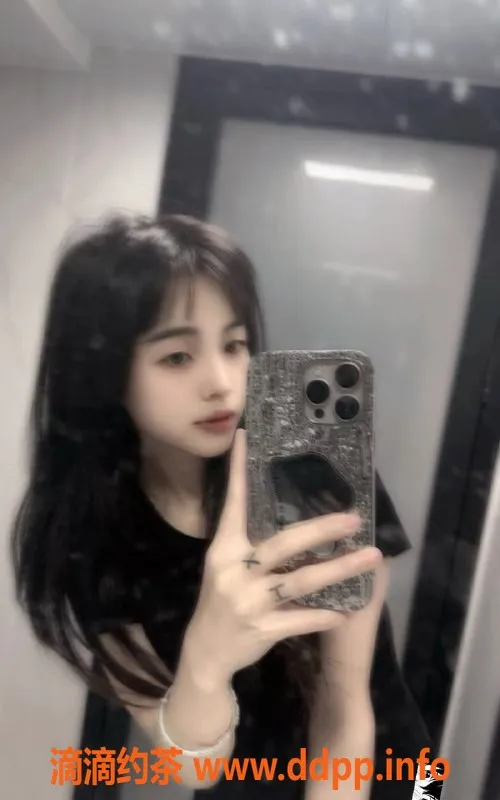 广州楼凤-白云小欣，嫩妹视频验证，600元约会