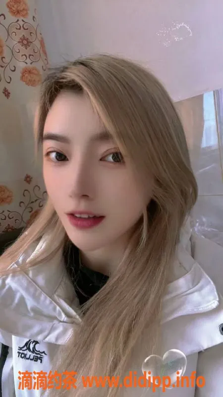 重庆楼凤资源信息,观音桥小仙女，身材火辣，服务优质