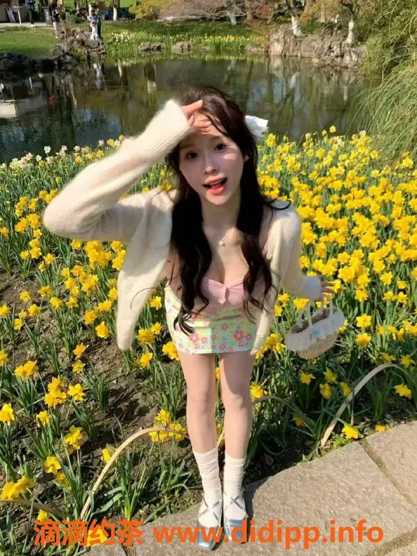 深圳楼凤资源信息,宝安甜妹甜甜，163cm，36C，超乖巧！