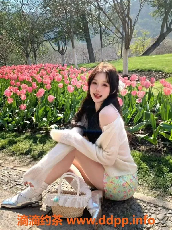 深圳楼凤-宝安甜妹甜甜，163cm，36C，超乖巧！