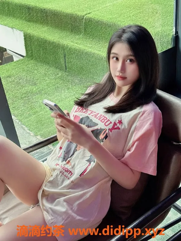 深圳楼凤-龙华佳佳，1200元绝佳服务体验