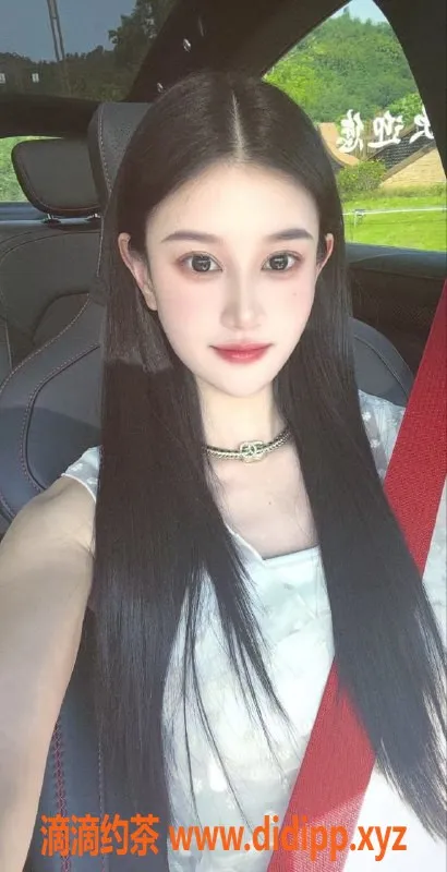 成都楼凤资源信息,春熙路26岁罗拉，170cm大长腿，超值6P优惠！