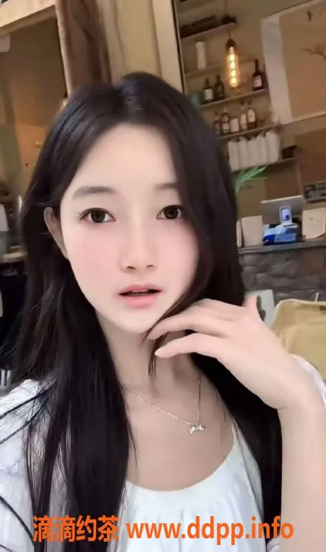 广州楼凤资源信息,广州天河菲菲老师，蛇吻服务600起