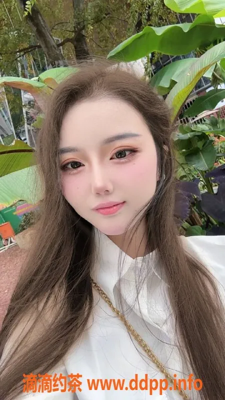 成都楼凤-武侯区夏七七，20岁嫩妹，超高情绪价值