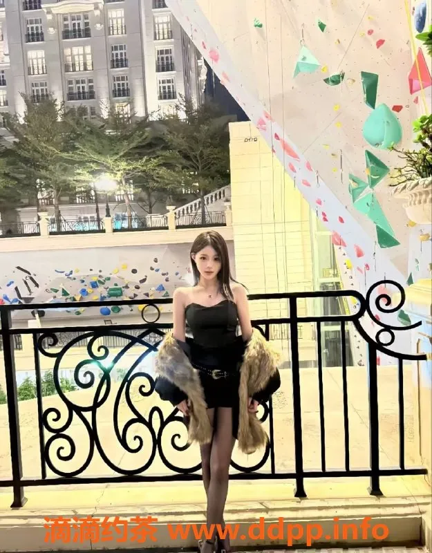 广州楼凤-广州白云22岁小樱花，166cm/48kg，茶水费500起