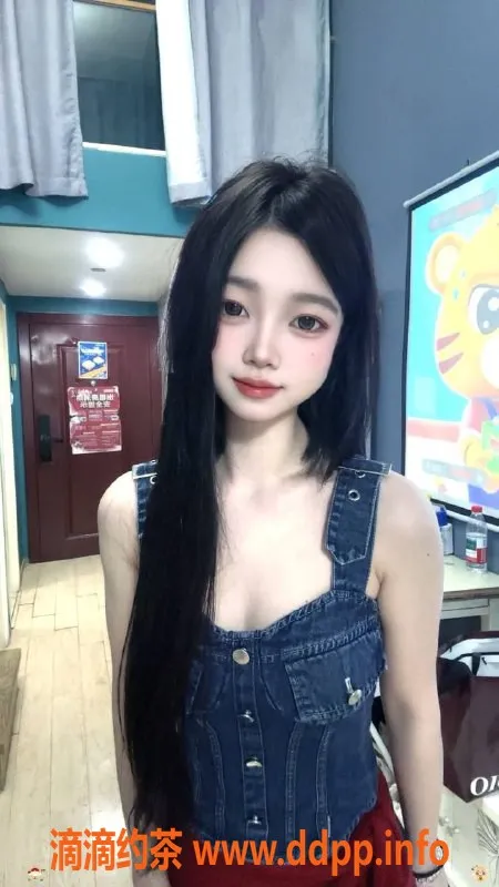 成都楼凤-武侯区17岁嫩妹 163cm丰满胸C价优服务