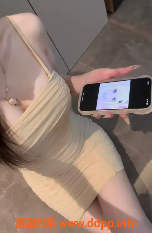 宁波楼凤资源信息,兼职妹妹169高C罩杯，陪浴与多种激情服务