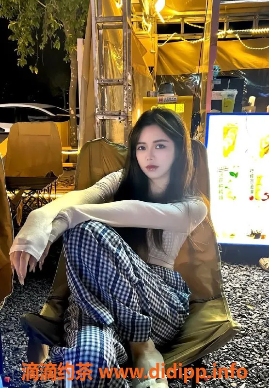 西安楼凤资源信息,高新区甄妮妮，162cm，97斤，28岁服务，洗吹做700起