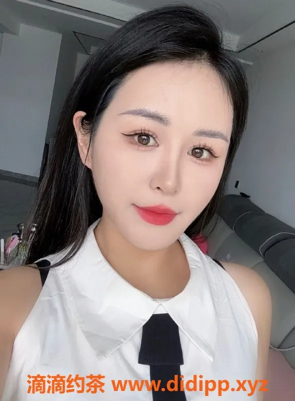 西安楼凤-高新区24岁舒雅，172CM高挑身材，陪洗服务仅500起！