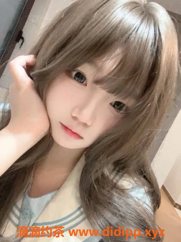 郑州楼凤-金水区18岁点点，156cm可爱萝莉，口爱爱仅需8元