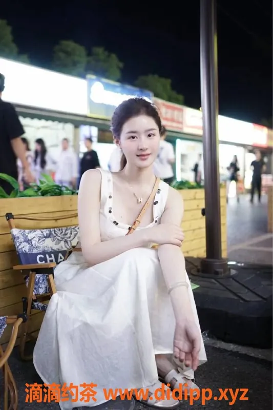 深圳楼凤-南山莫小婉，真实美女，服务超赞