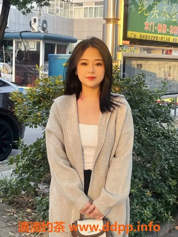 广州楼凤-佛山苏老师，蛇吻服务，600起