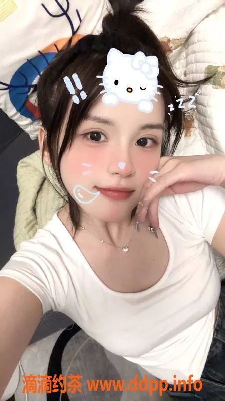 广州楼凤-天河嫩妹甘薇微，夜课7P大胸服务