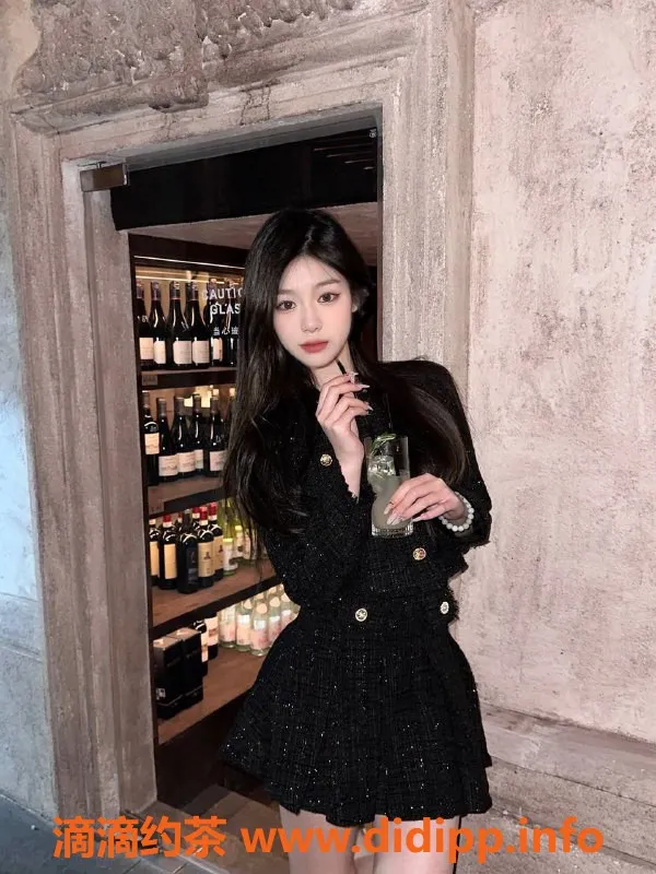 深圳楼凤-罗湖姗姗，1200元享受超值服务