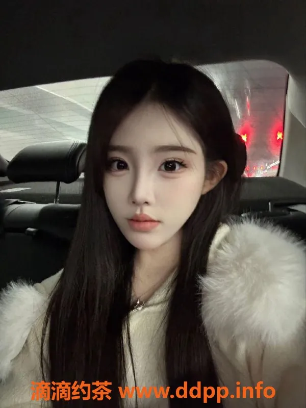 杭州楼凤-拱墅兔兔，1200元体验舌吻与69互舔