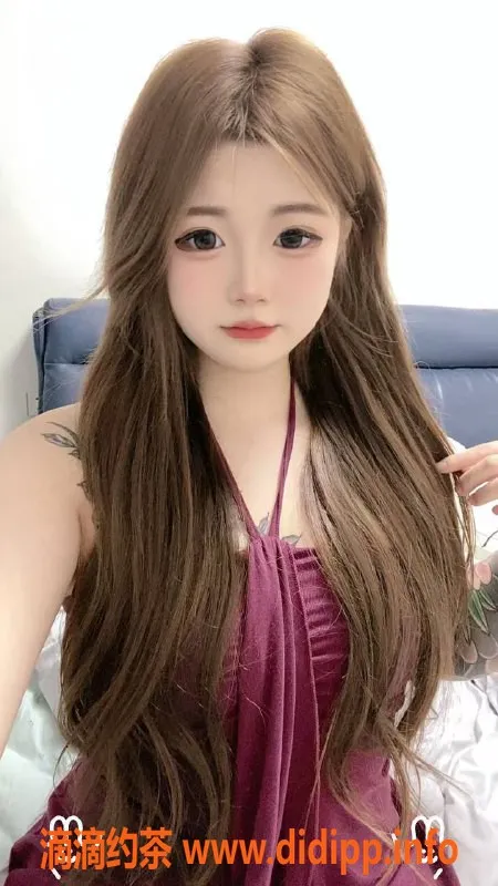 杭州楼凤-拱墅嫩妹小茉莉，700元享受舌吻服务