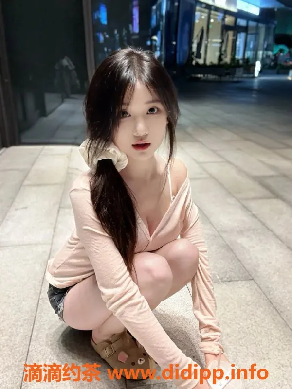 广州楼凤资源信息,佛山19岁大学生曦瑶，167cm超值服务