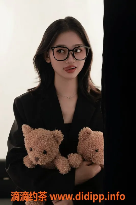 深圳楼凤资源信息,深圳喜宝，激情爱爱1000元起