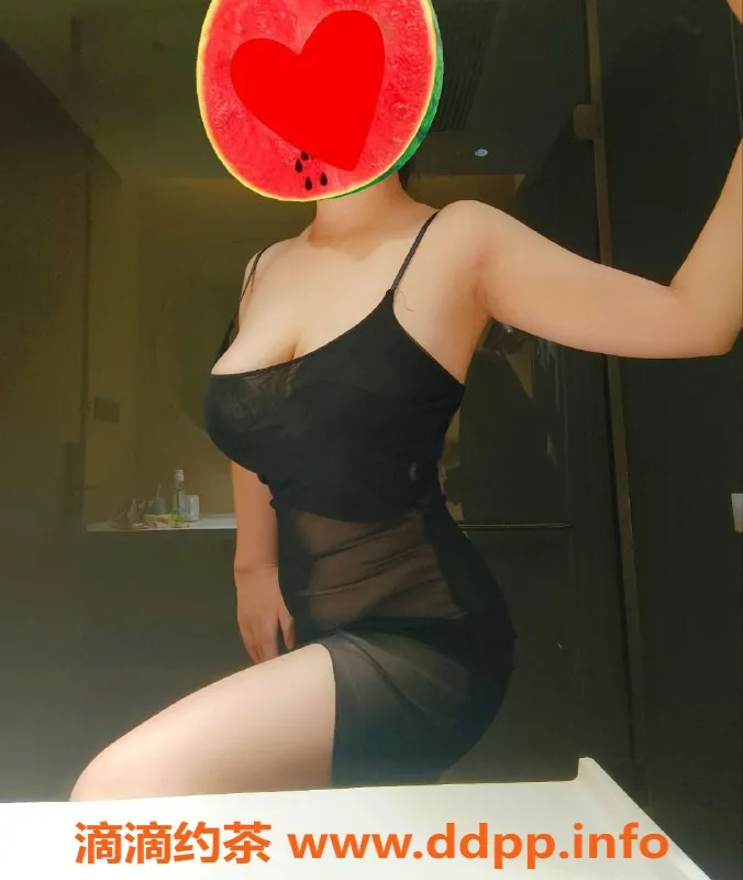 上海楼凤-闵行28岁E罩杯Angela，165cm，55公斤，1600元体验