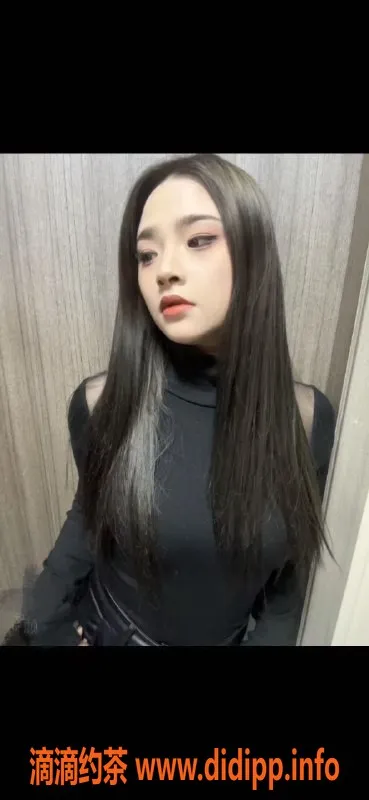 重庆楼凤-江北区20岁景田，160cm B罩杯，超值服务等你来体验！