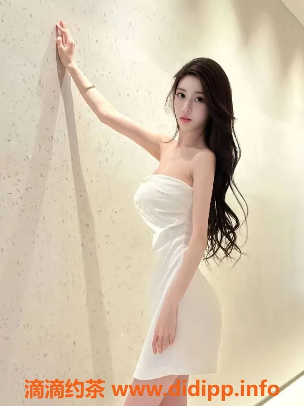 重庆外围资源信息,重庆赵露思，18岁花式调情楼凤，服务超赞！