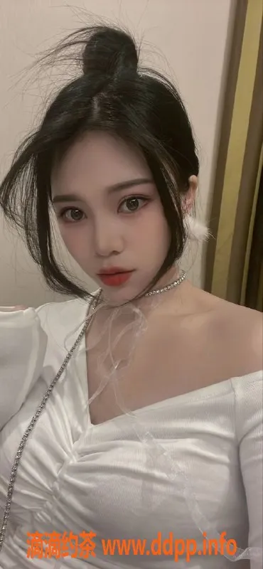 广州楼凤资源信息,白云依依，700p大胸妹，火热服务来袭！