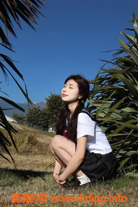 杭州楼凤-余杭兔牙，巨乳嫩妹，1200元/次服务