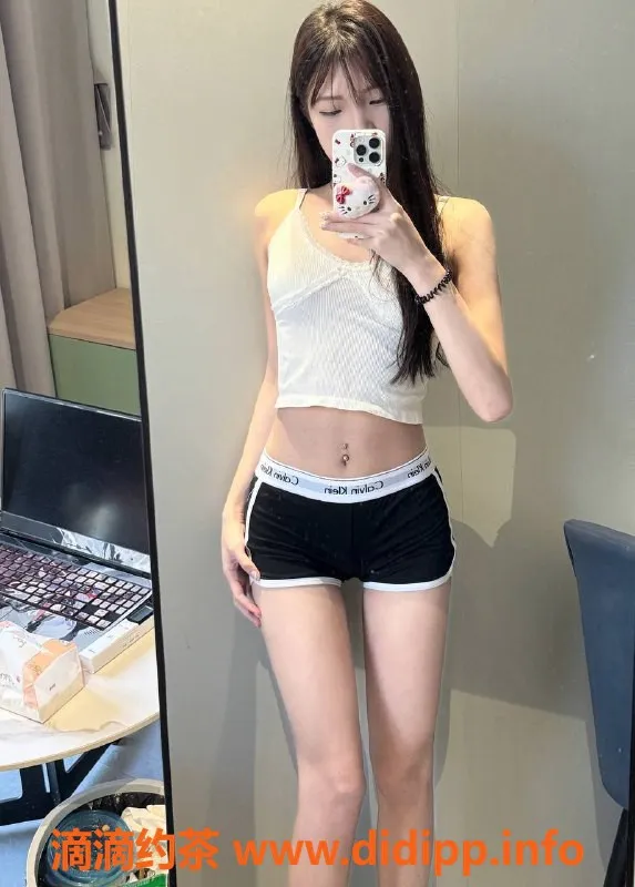 深圳楼凤资源信息,坂田蓝莓探秘，性感迷人，唤醒你的欲望