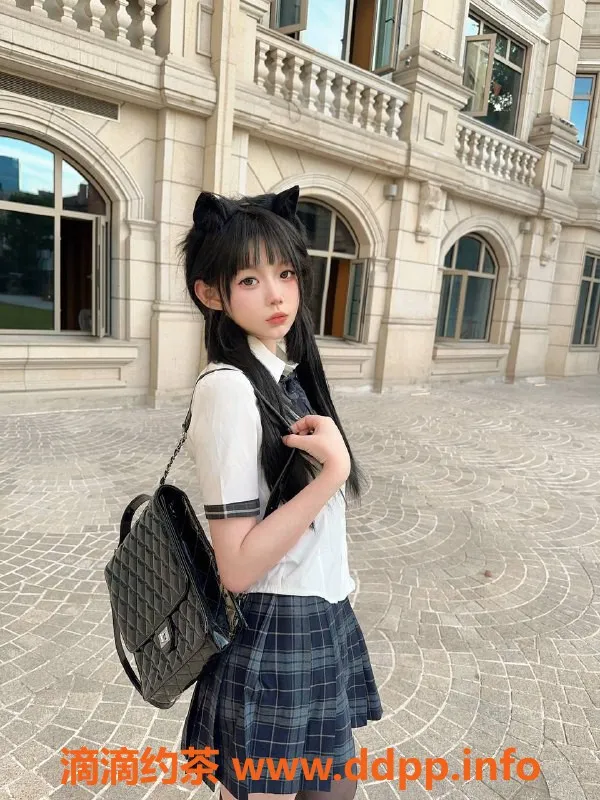 广州楼凤-越秀小豆芽，夜课嫩妹，13P等你来体验！