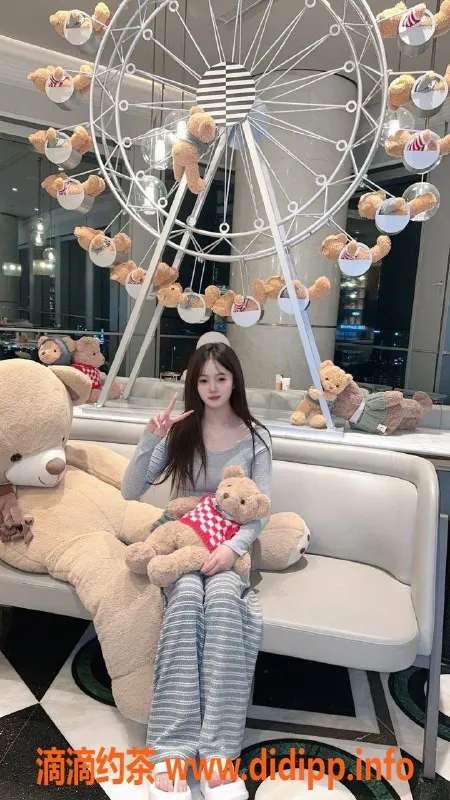 广州楼凤资源信息,广州天河果果，舌吻服务，800起