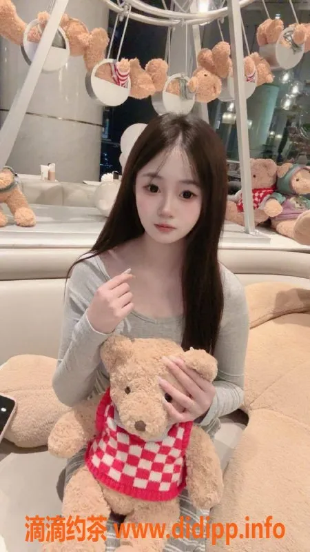 广州楼凤-广州天河果果，舌吻服务，800起