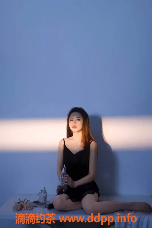 北京spa会所-朝阳娜宝，26岁161cm，优质陪浴服务，1000元起